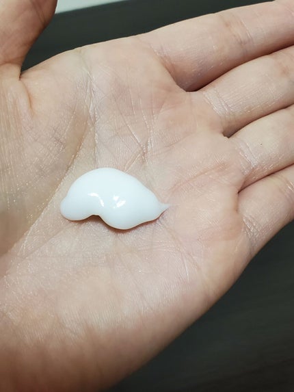 ディープナリッシング ヘアクリーム/moremo/アウトバストリートメントを使ったクチコミ(3枚目)