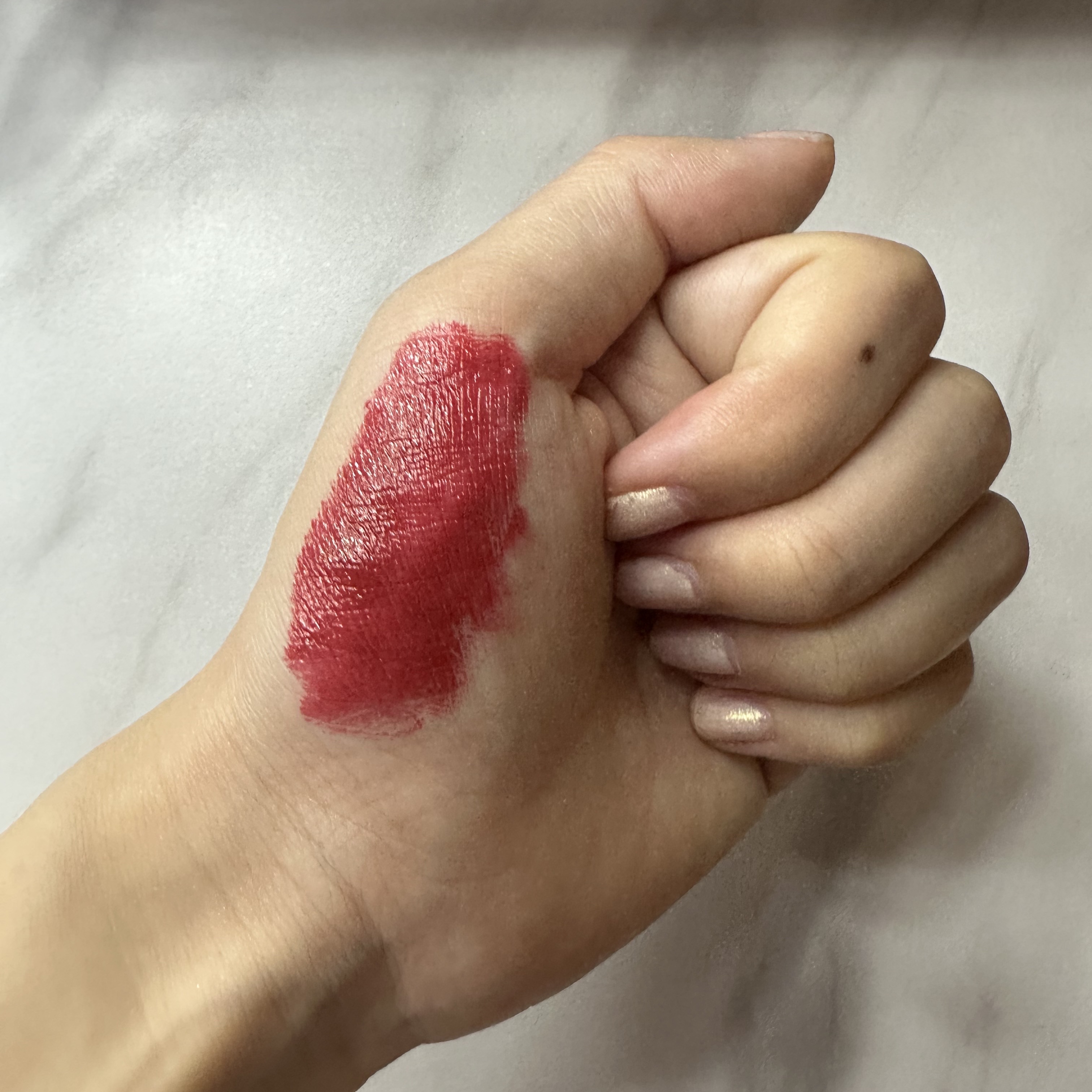 Love Bear リップスティック ツヤタイプ/FlowerKnows/口紅を使ったクチコミ（2枚目）