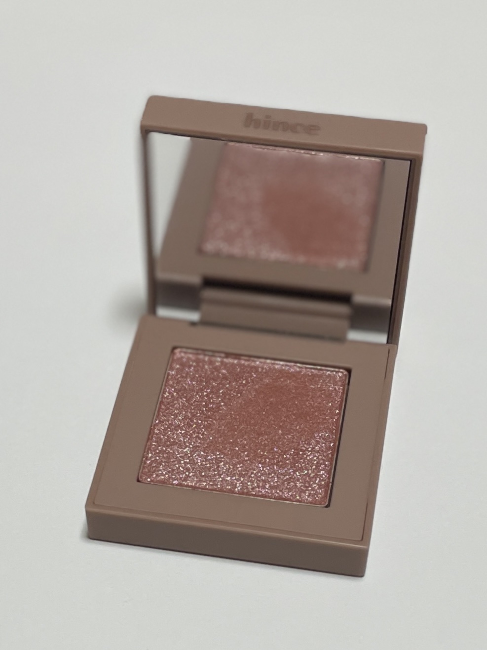 ニューデップスアイシャドウ/hince/単色アイシャドウを使ったクチコミ（2枚目）