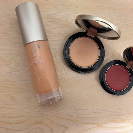 ミネラルハイライトクリーム/エトヴォス/クリームハイライトを使ったクチコミ(2枚目)