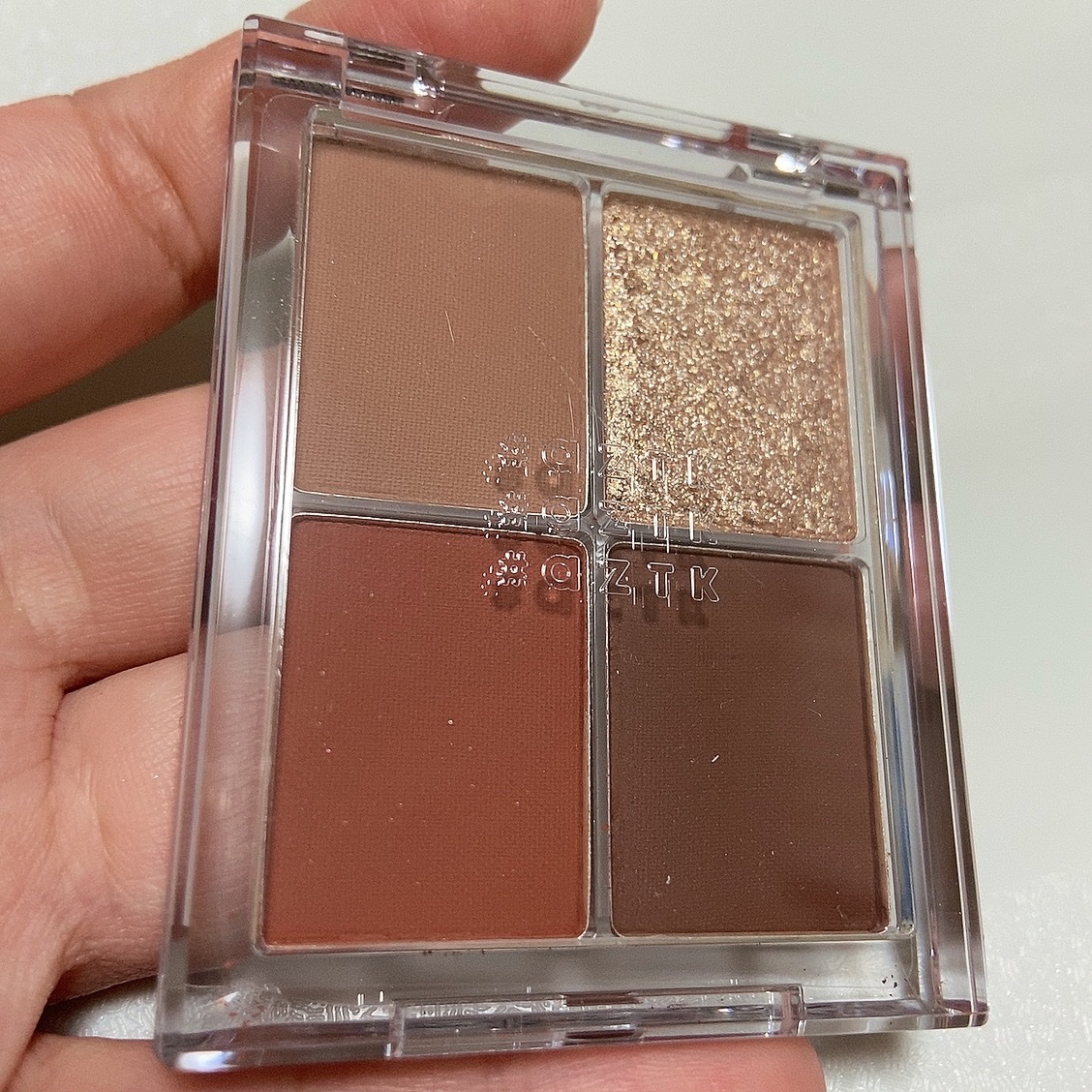 4色アイシャドウパレット/aZTK/アイシャドウパレットを使ったクチコミ（3枚目）