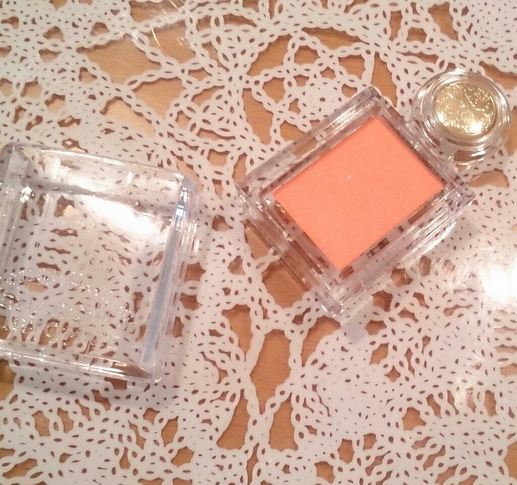 シャドーカスタマイズ/MAJOLICA MAJORCA/単色アイシャドウを使ったクチコミ(2枚目)