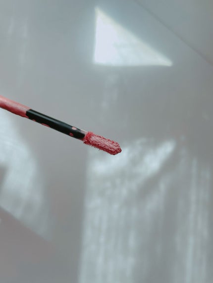 スパークリングアイグロス/スウィーツ スウィーツ/リキッドアイシャドウを使ったクチコミ(2枚目)