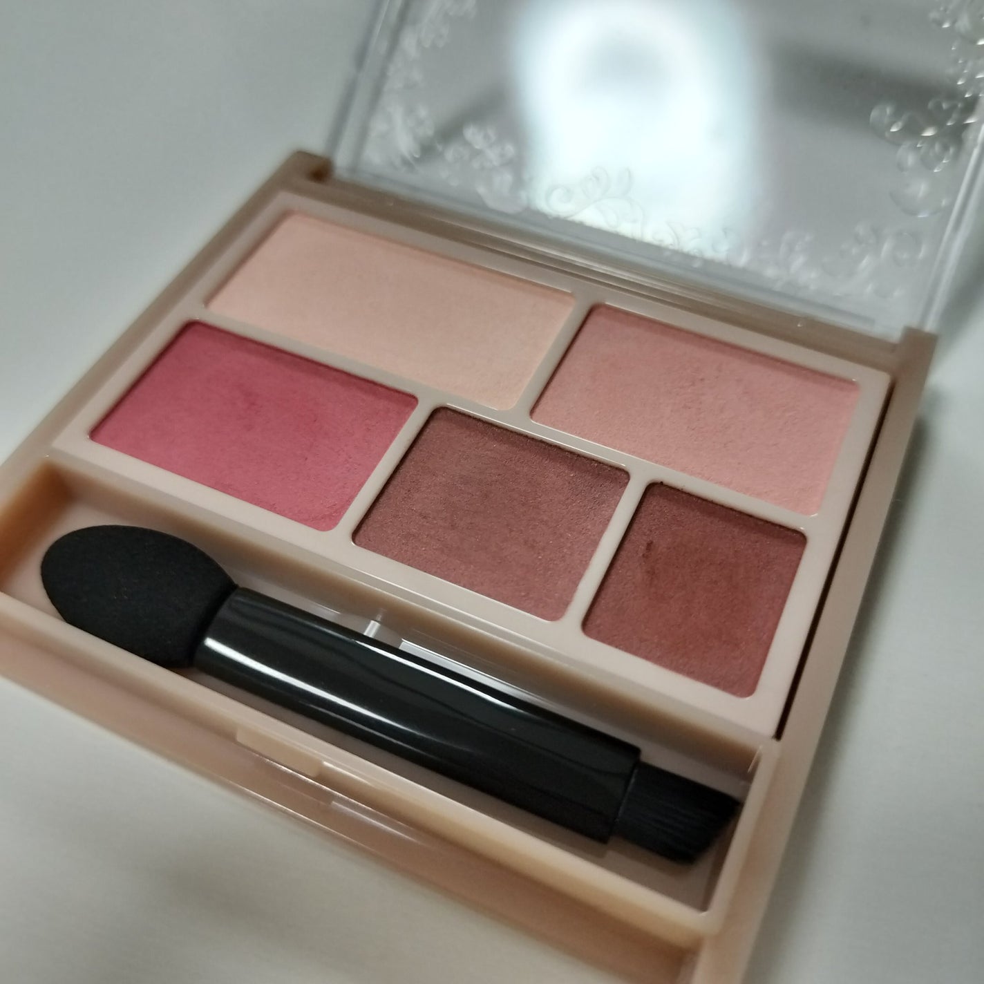 パーフェクトマルチアイズ/キャンメイク/アイシャドウパレットを使ったクチコミ(2枚目)