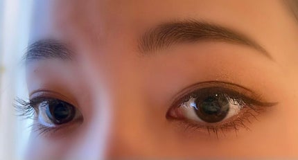 スキルレスライナー/LUMIURGLAS/リキッドアイライナーを使ったクチコミ(2枚目)