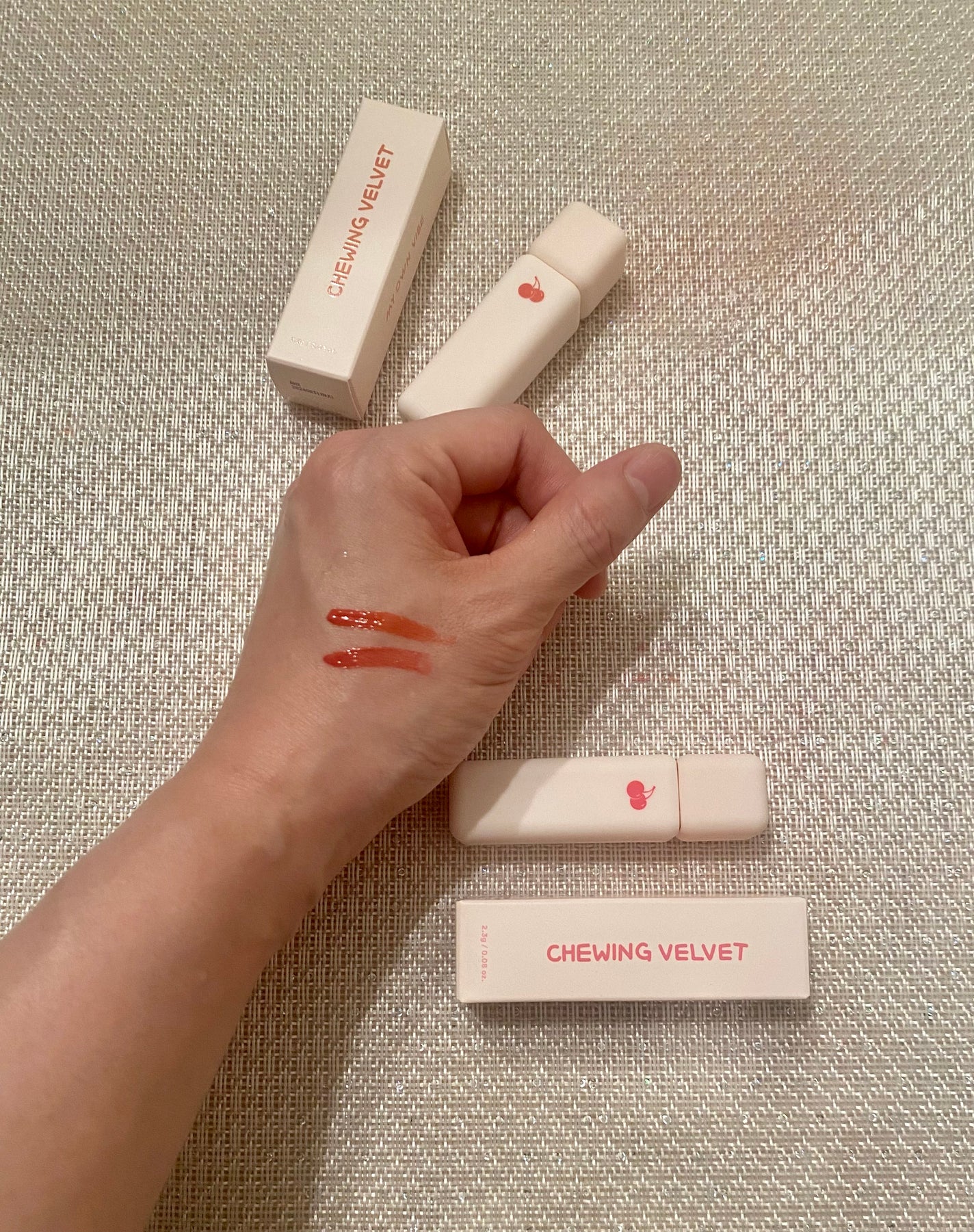 Moka Amolir代表麻布十番 on LIPS 「KIRSH(キルシー)チューイングベルベットティント2種類のテ..」(3枚目)