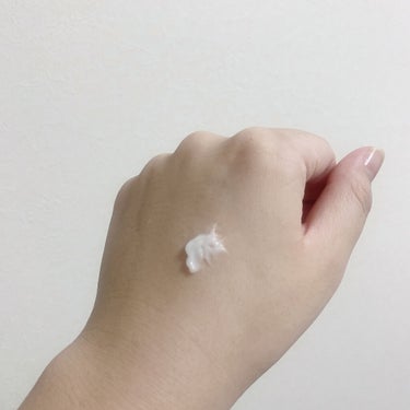 魔女工場 4GFアイクリームのクチコミ「魔女工場 MANYOFACTORY
4GF Ampoule Eye Cream

目のくすみと.....」（2枚目）