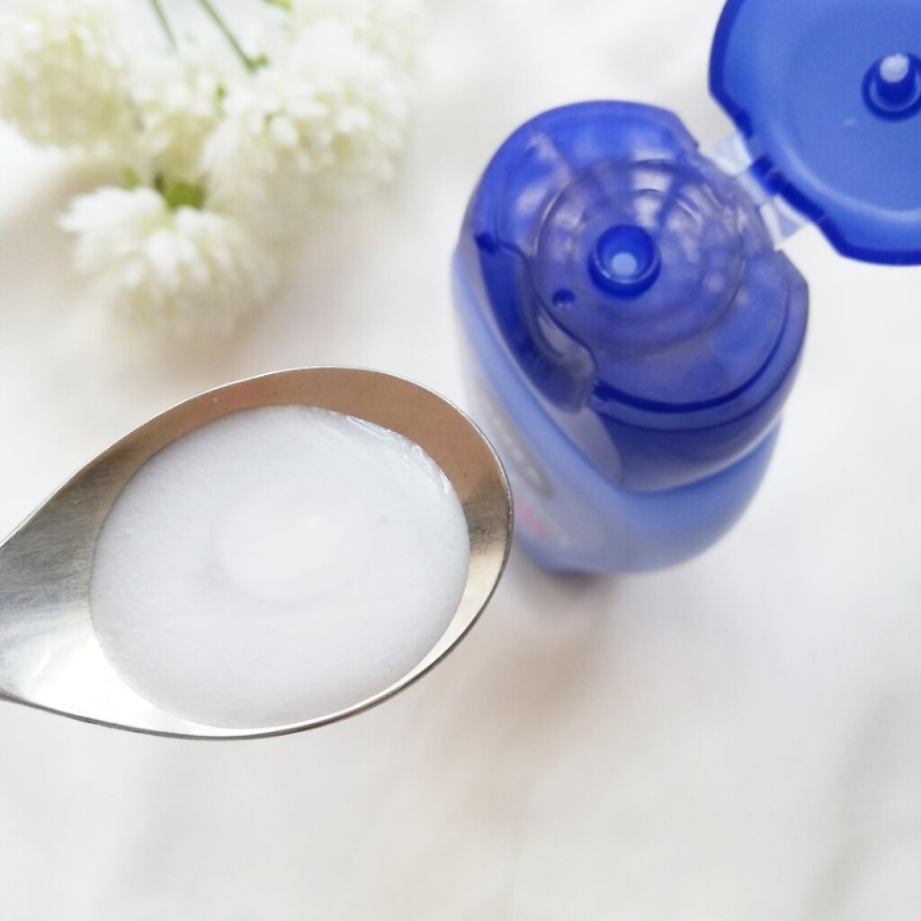 greenamethyst on LIPS 「ニベア·ミルキークリア洗顔料スムースクリアはとろ~りミルクが汚..」(3枚目)