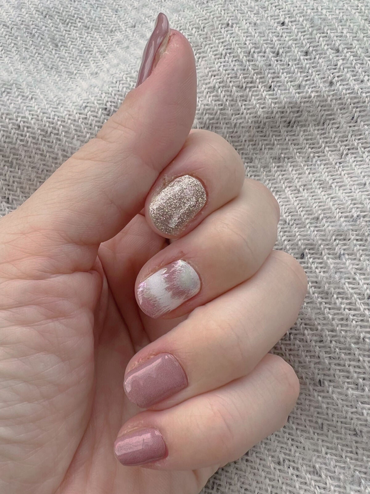 ジェルネイルシール/キャンドゥ/ネイルシールを使ったクチコミ(4枚目)