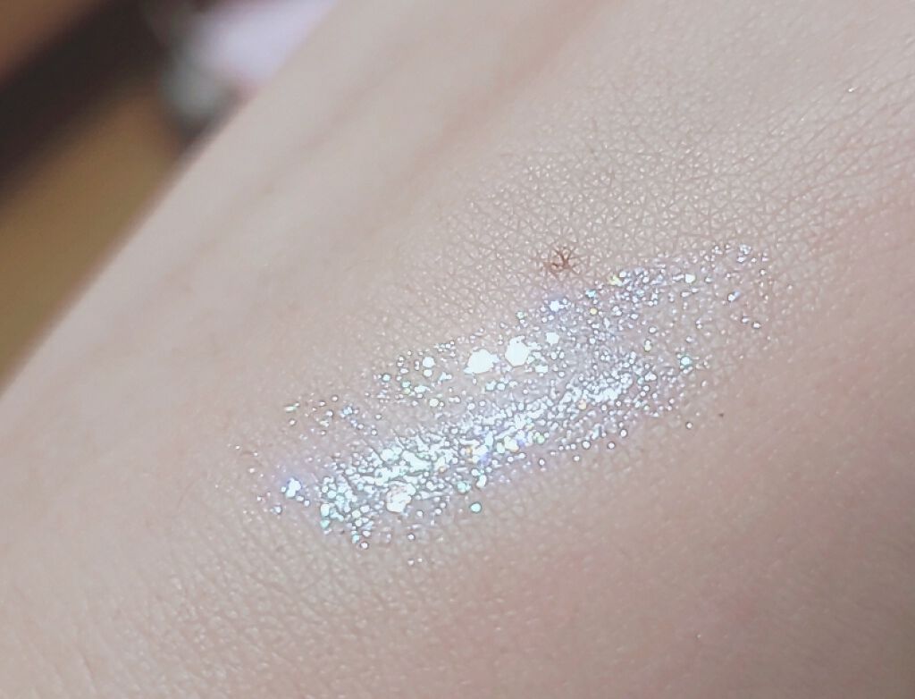 トゥインクルグリッター/VAVI MELLO/グリッターを使ったクチコミ（2枚目）