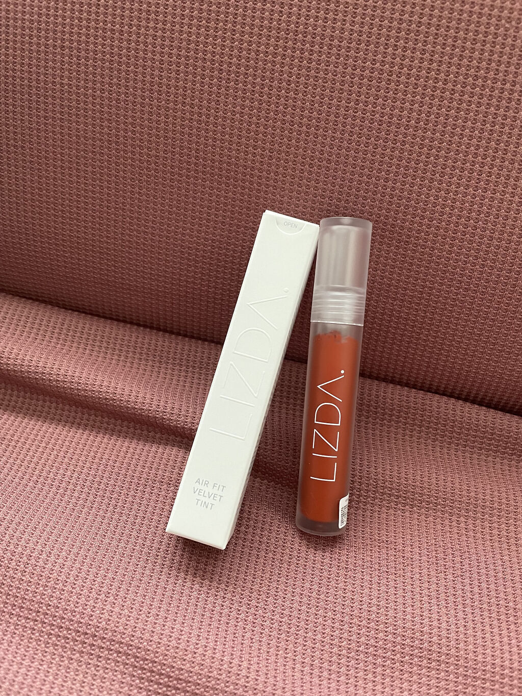 エアフィットベルベットティント/LIZDA/リップティントを使ったクチコミ（1枚目）