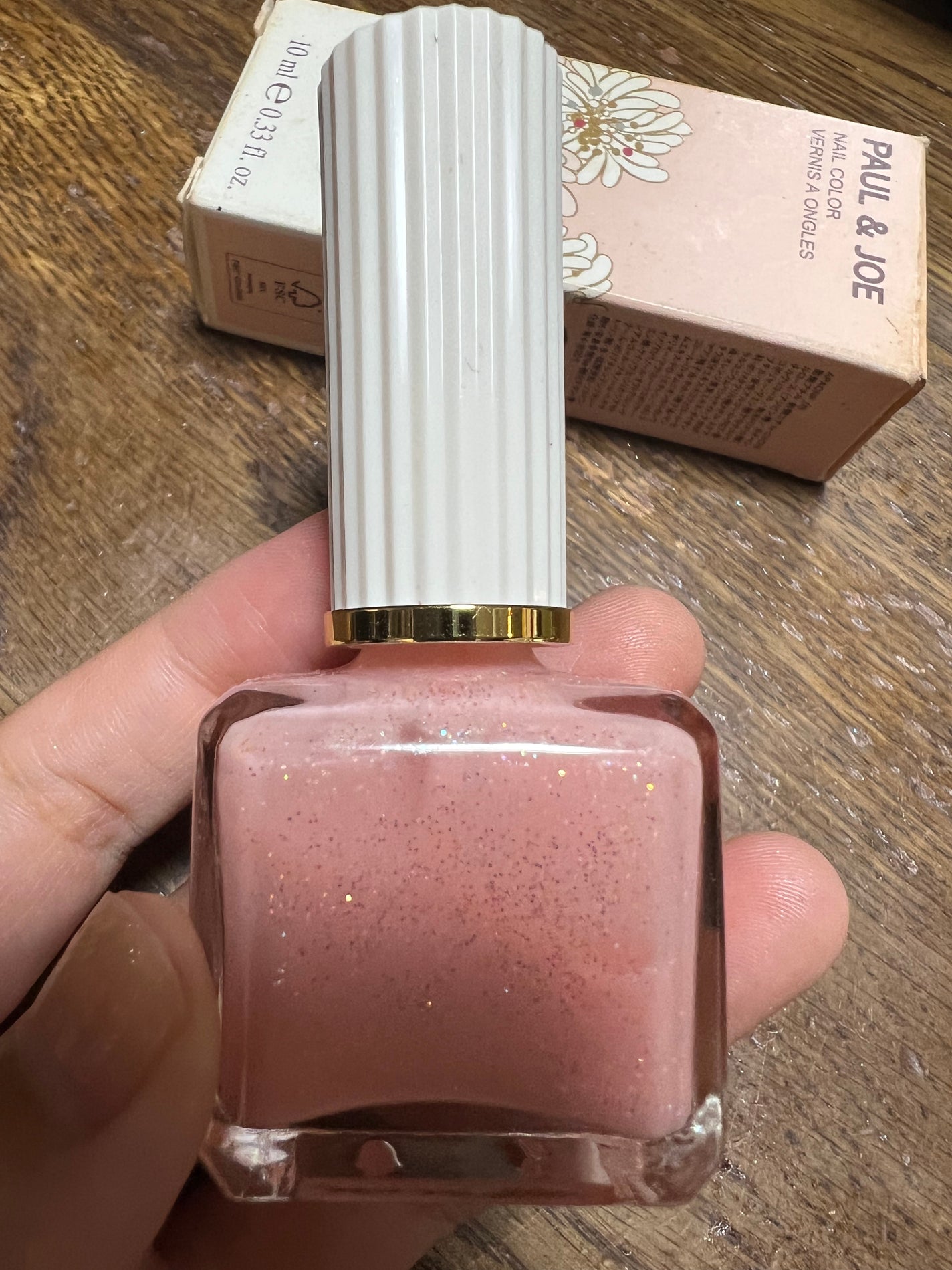 ネイルカラー/PAUL & JOE BEAUTE/マニキュアを使ったクチコミ(2枚目)