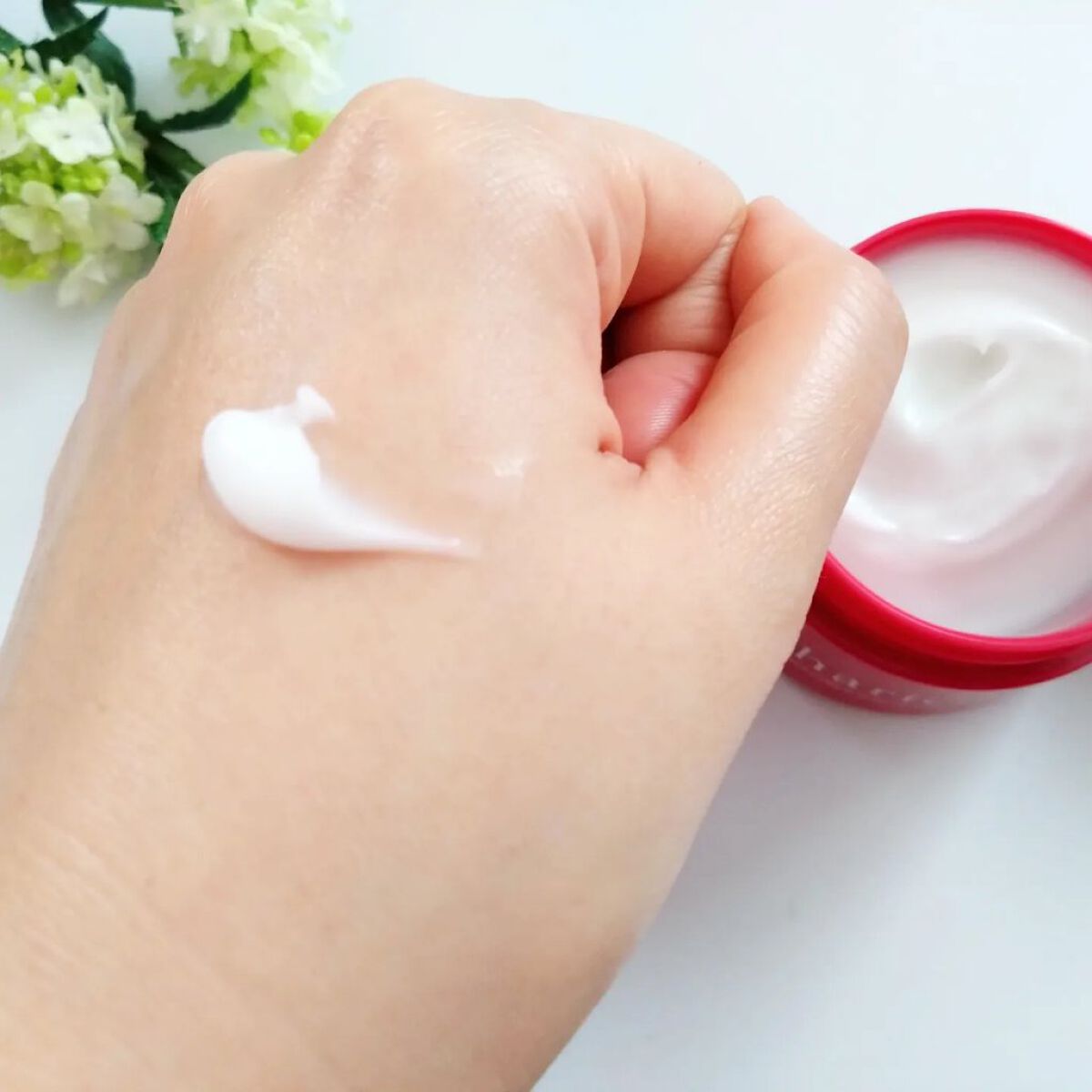 薬用リンクルホワイトモイスチャージェル/harica/オールインワン化粧品を使ったクチコミ（2枚目）