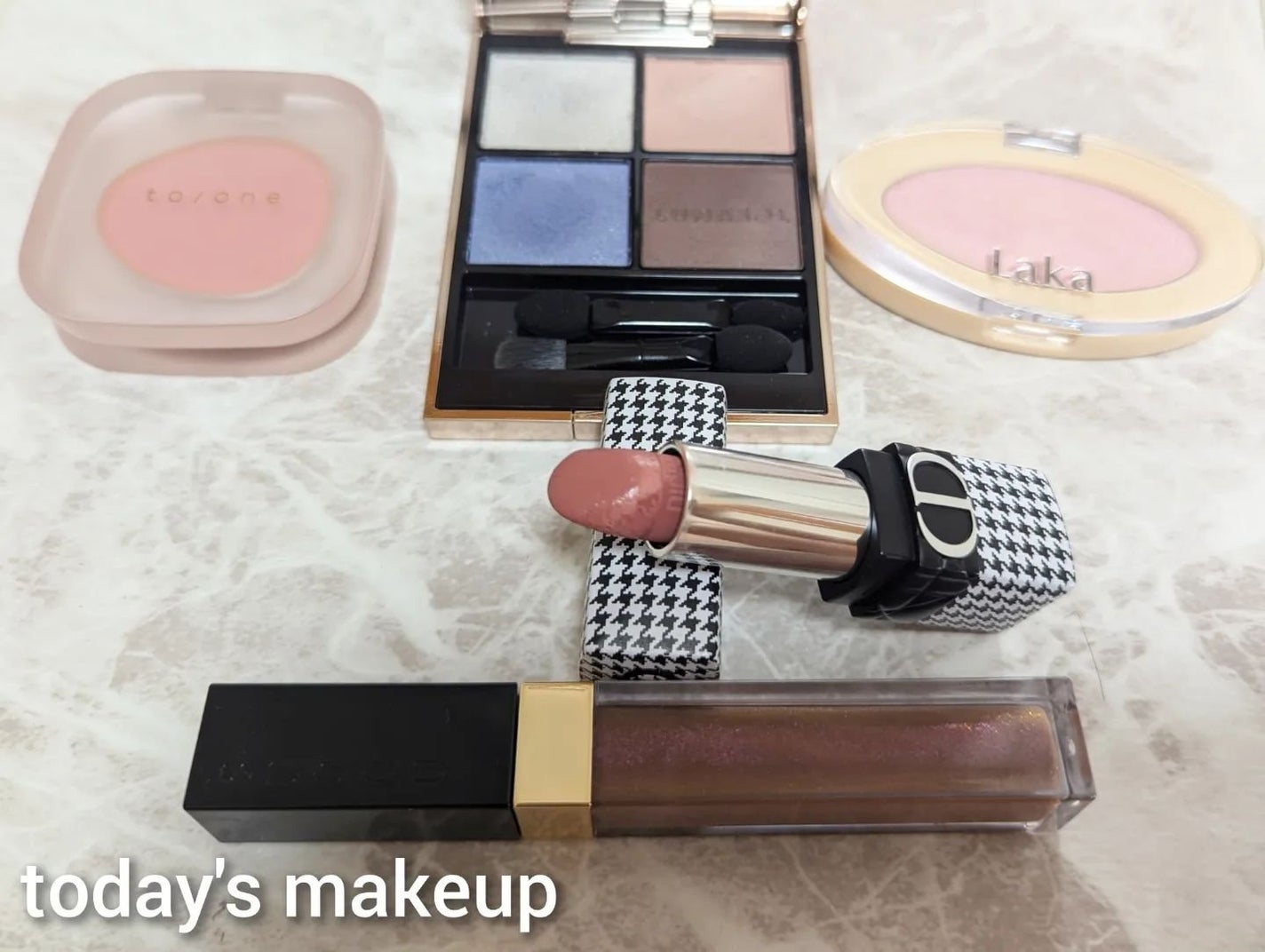 フロウレス リップ グロス/SUQQU/リップグロスを使ったクチコミ(6枚目)