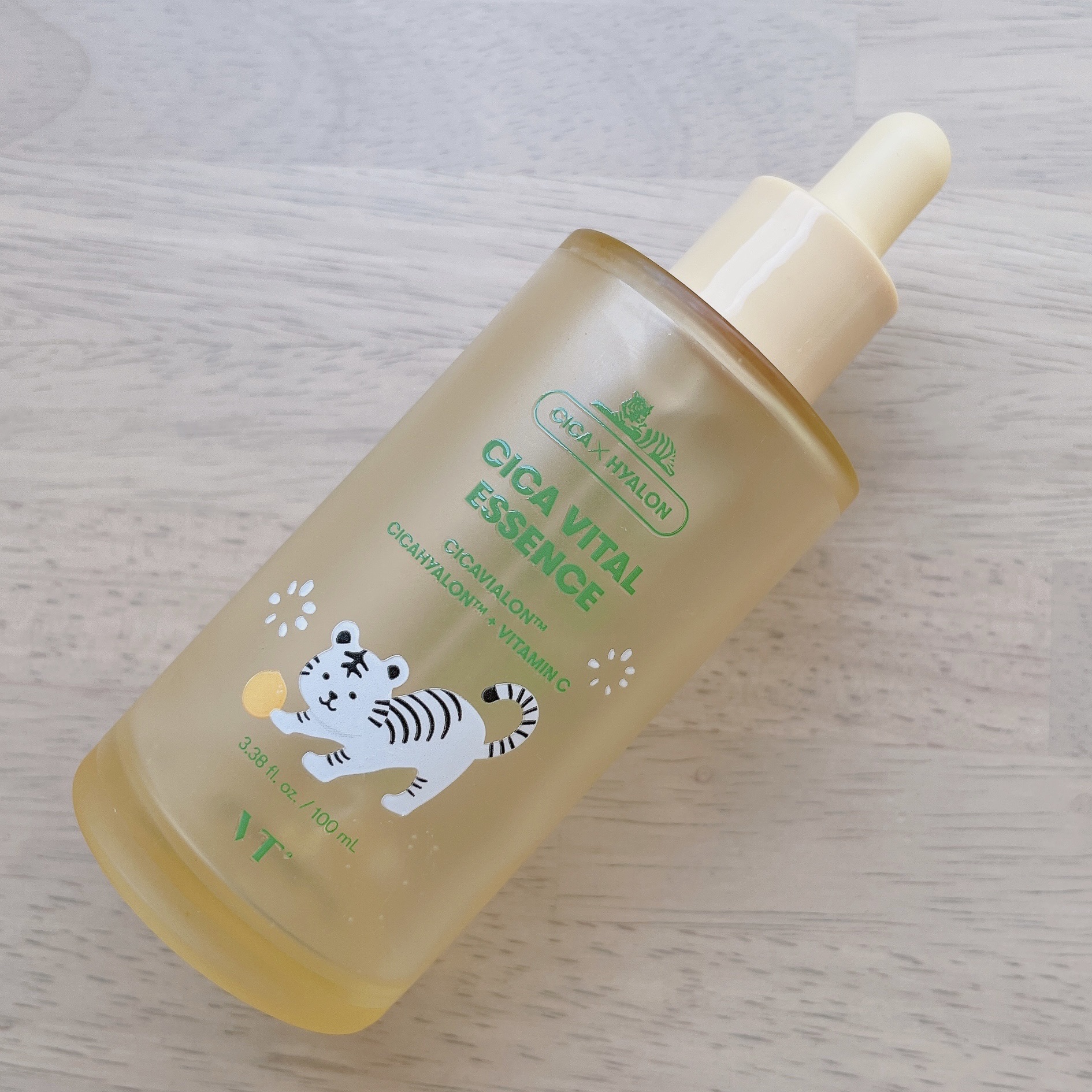 シカバイタル エッセンス/VT/美容液を使ったクチコミ（1枚目）