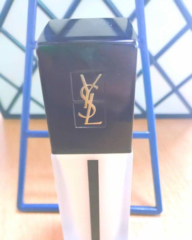 ENCRE DE PEAU ALL HOURS FOUNDATION
アンクル ド ポー オール アワーズ ファンデーション
税込　7,260円

肌悩みがあることすら悟らせないハイレベルなカバー力。
