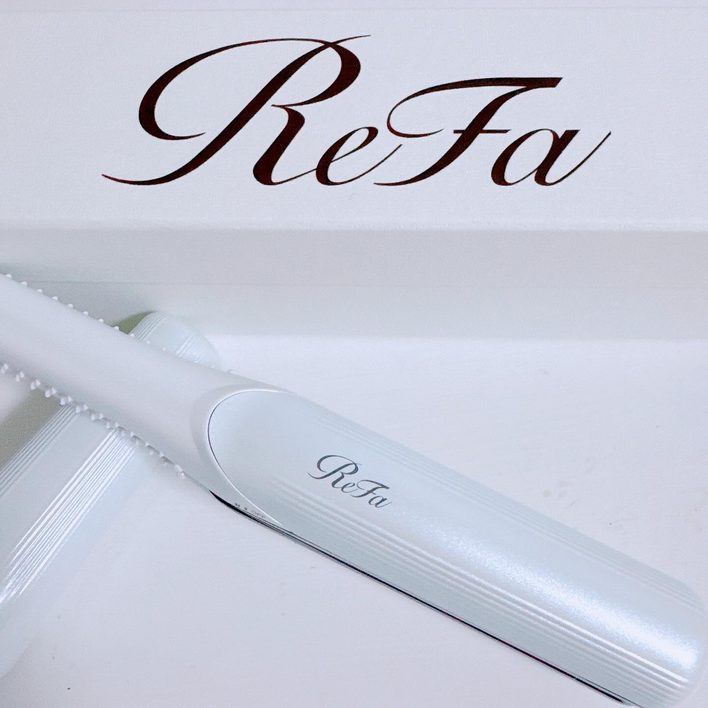 1ホワイト refa リファ フィンガーアイロン ヘアアイロン ストレート