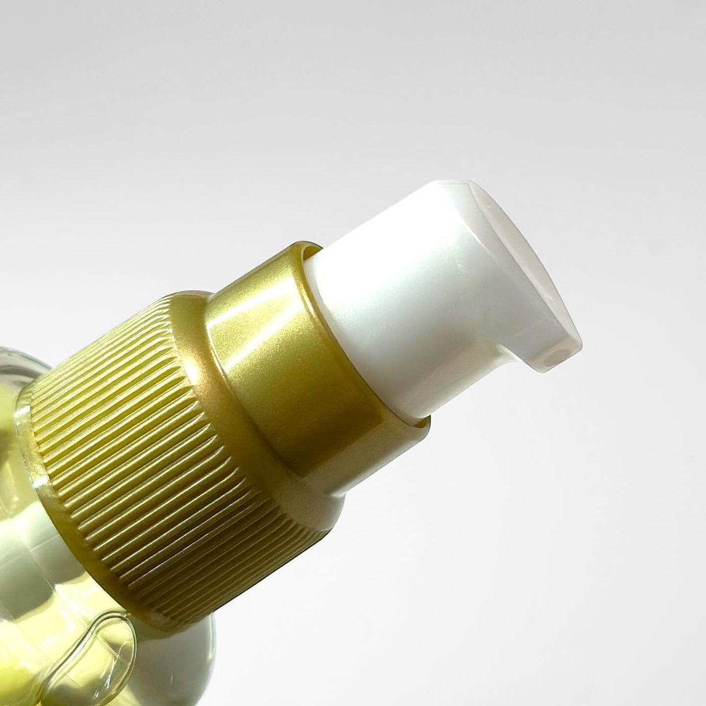 スーパーリッチシャイン ダメージリペア とろとろ補修ヘアオイル/LUX/ヘアオイルを使ったクチコミ(4枚目)