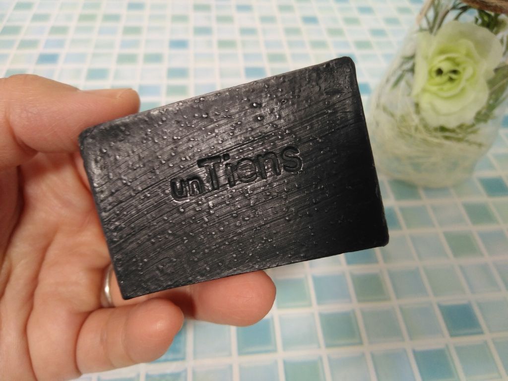 手作り洗顔石鹸 アンティアン プリンセス オブ ソープ 「漆黒」(竹炭入り)/アンティアン/洗顔石鹸を使ったクチコミ（1枚目）