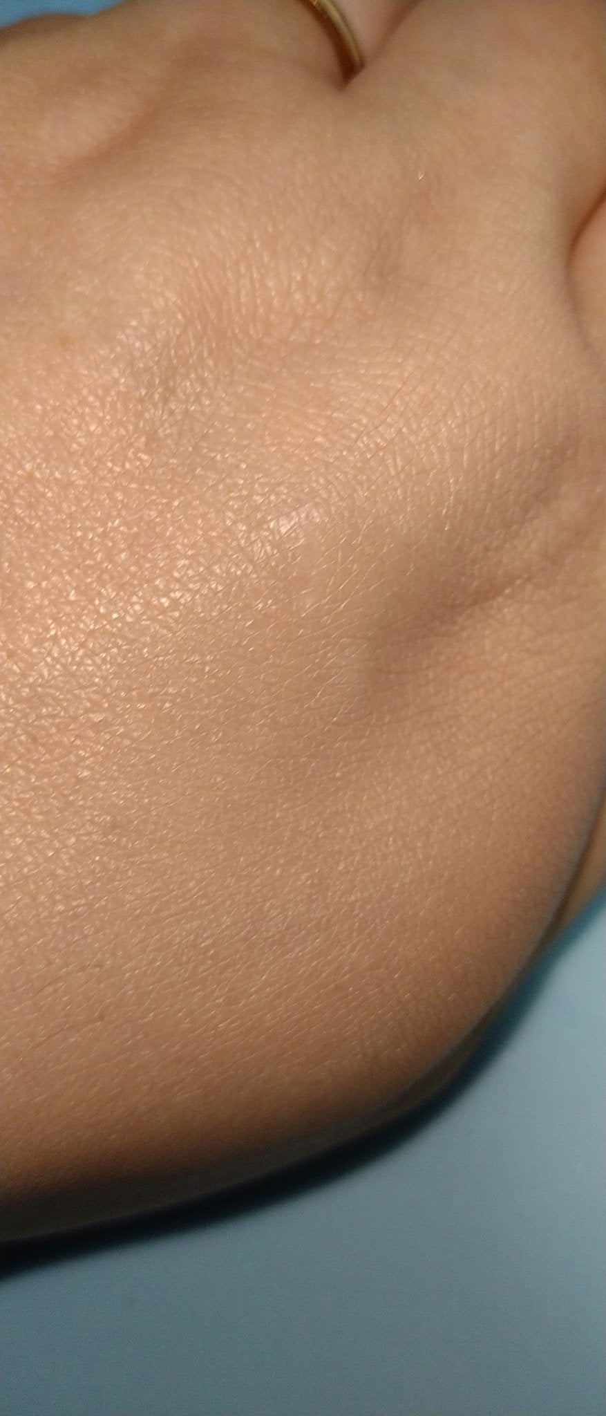 プリズム・リーブル・スキンケアリング・グロウ・クッション/GIVENCHY/クッションファンデーションを使ったクチコミ(7枚目)