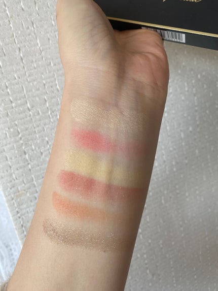 コンスピキュアス アイ&チークカラーパレット リミテッドコレクション a/Amplitude/アイシャドウパレットを使ったクチコミ(4枚目)