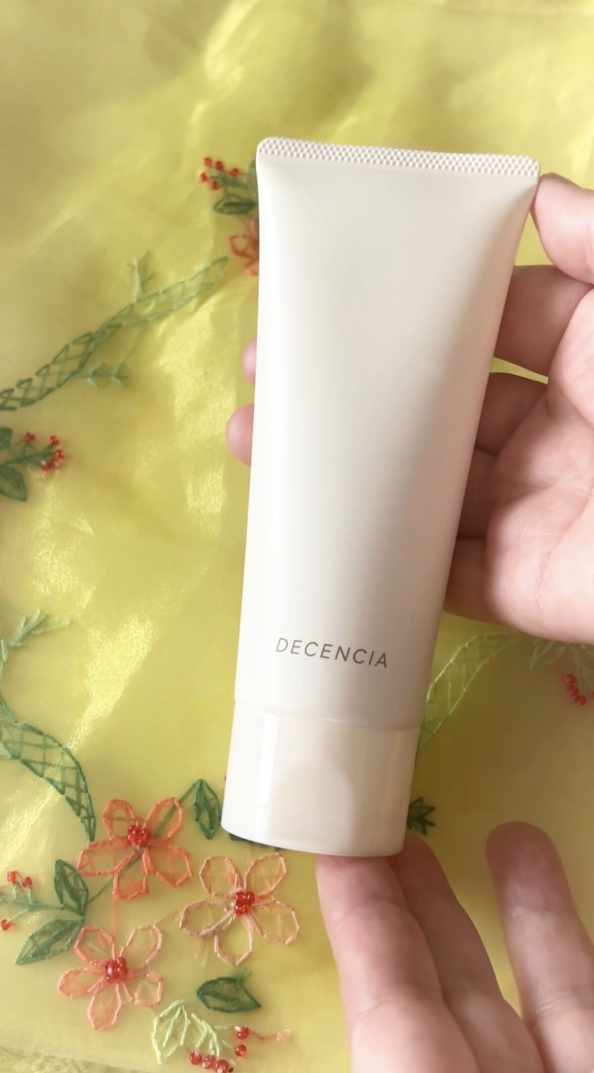 DECENCIA ディセンシア フォーミング ウォッシュのクチコミ「【使った商品】ディセンシア　フォーミングウォッシュ

【商品の特徴】
敏感肌用洗顔フォーム 1.....」（2枚目）