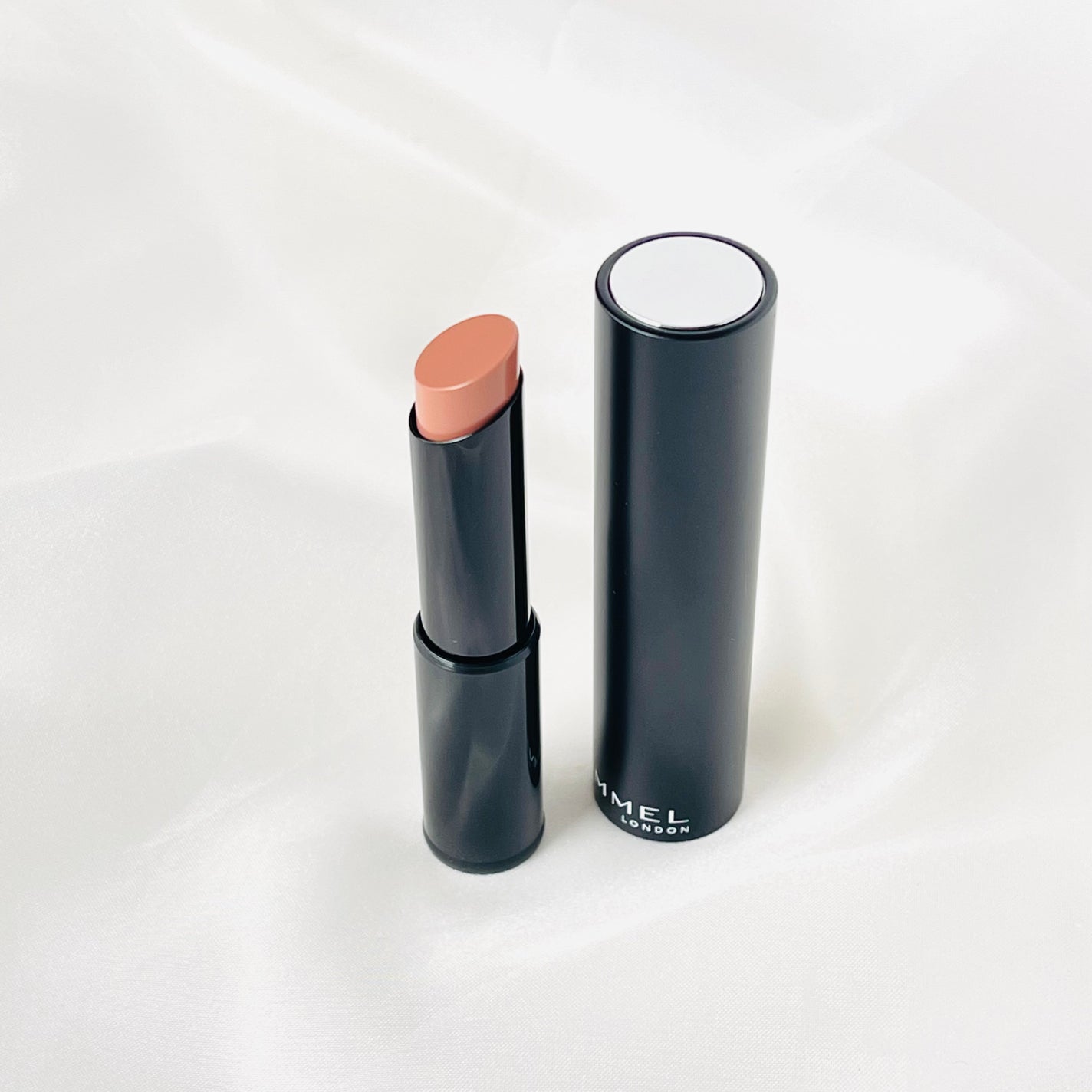 ラスティング フィニッシュ オイルモイスト ティント C/リンメル ロンドン/リップティントを使ったクチコミ(1枚目)
