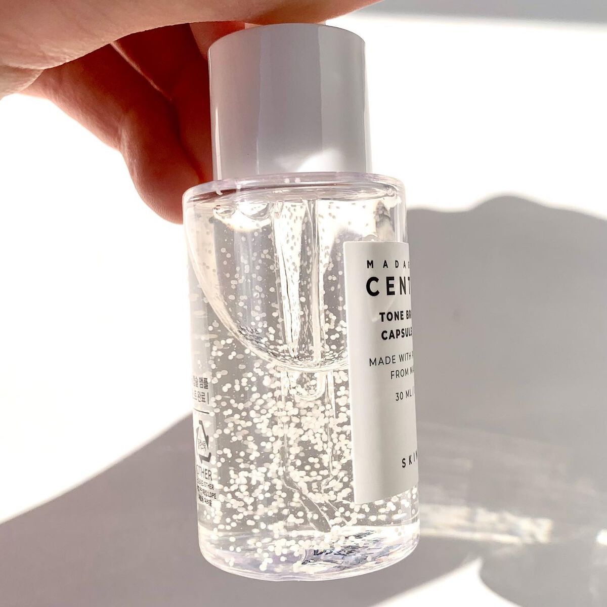 トーンブライトニング カプセルアンプル/SKIN1004/美容液を使ったクチコミ（3枚目）