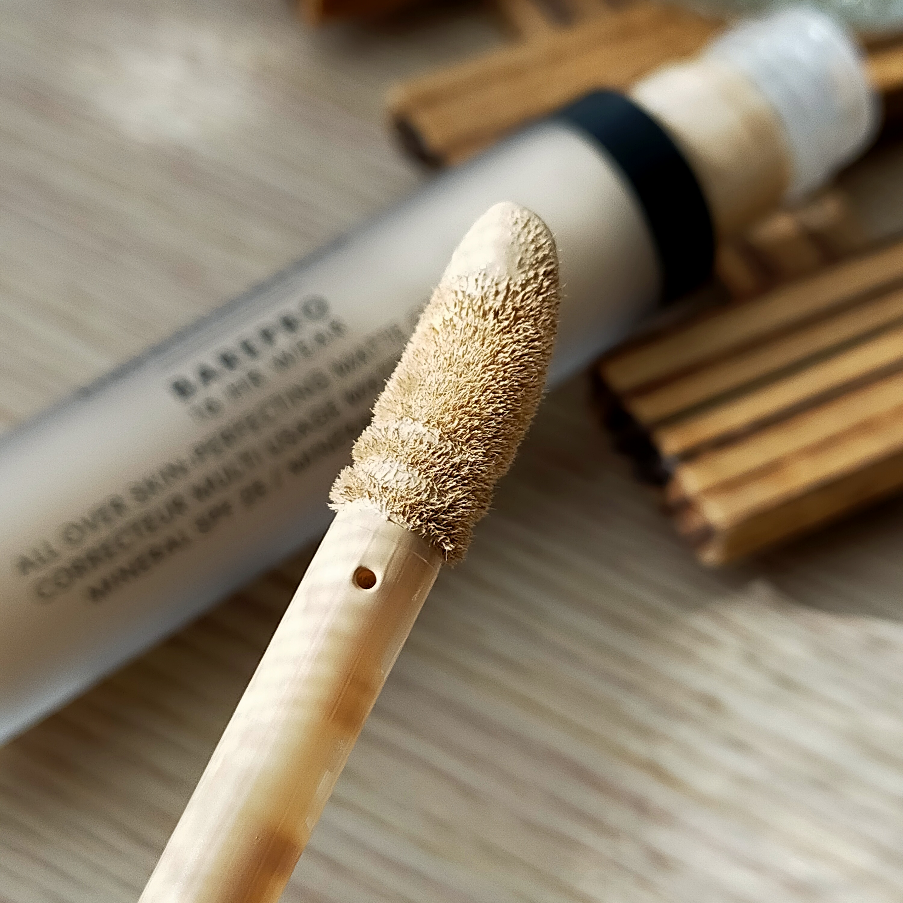 ベアプロ 16HR オールオーバー コンシーラー SPF25（PA+++）/bareMinerals/リキッドコンシーラーを使ったクチコミ（2枚目）