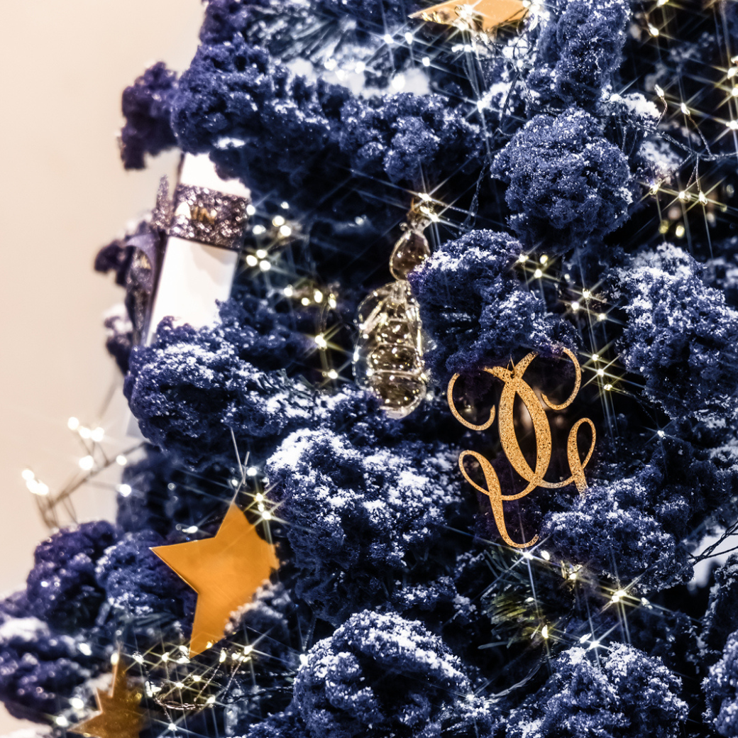 Guerlain Beauty Bees on LIPS 「HAPPYHOLIDAYSFROM#GUERLAIN━━━━━..」(3枚目)