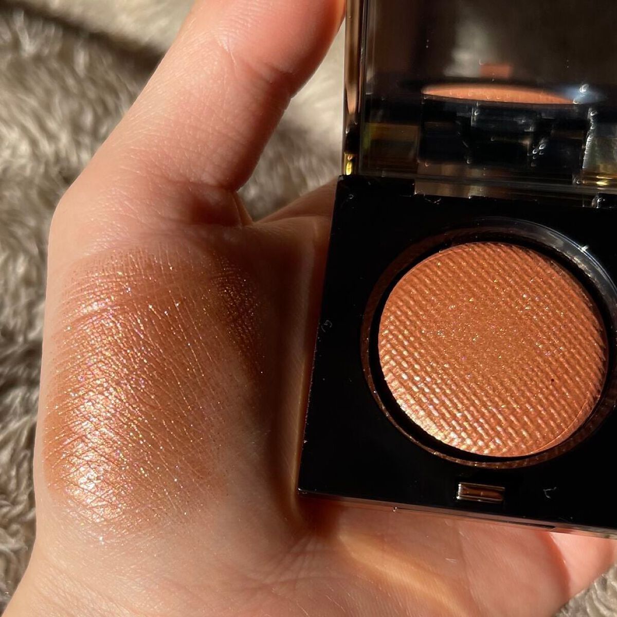 リュクスアイシャドウ 01 ヒートレイ(リッチ メタル)