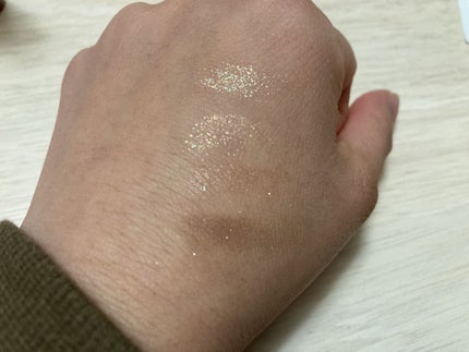 レブロン ダズル アイシャドウ クアッド/REVLON/アイシャドウパレットを使ったクチコミ(5枚目)