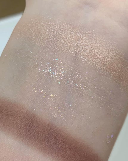 ソフトブラーリングアイパレット/wakemake/アイシャドウパレットを使ったクチコミ(4枚目)