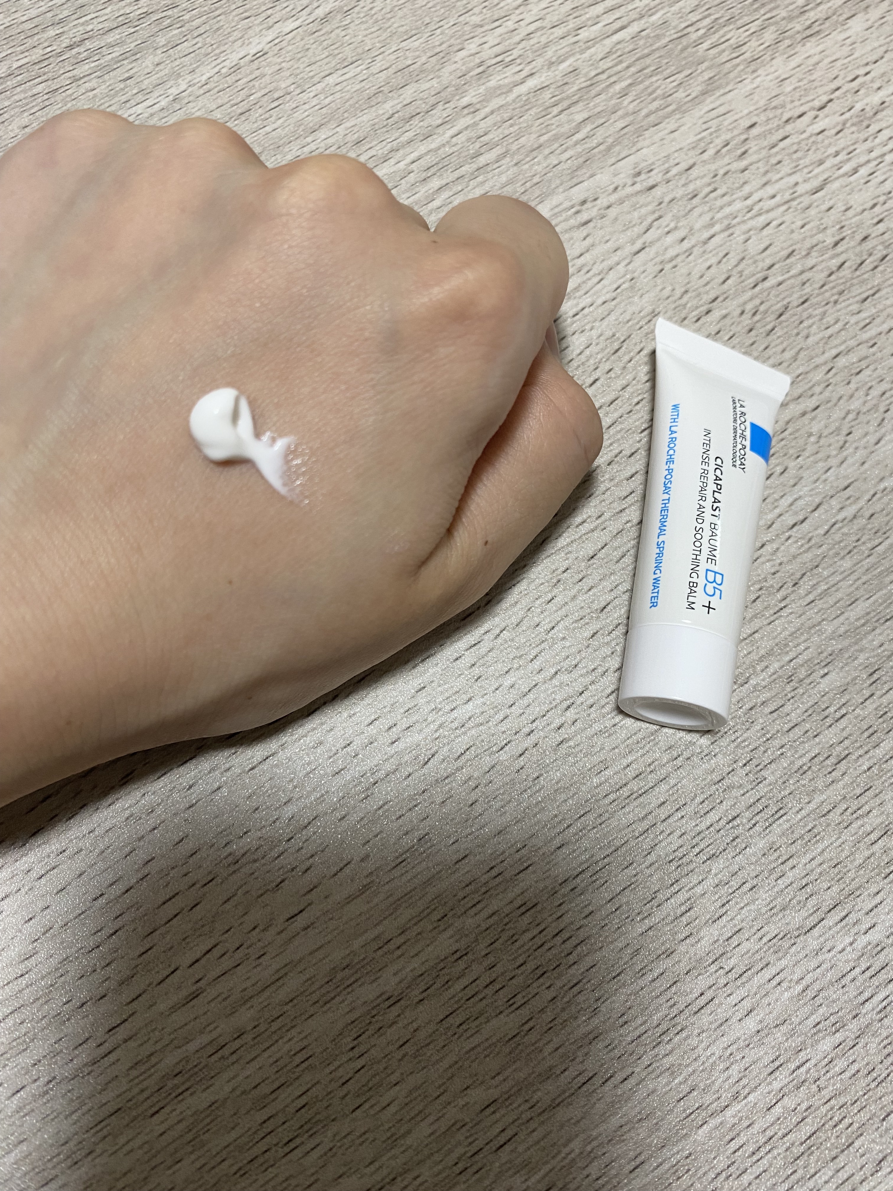 シカプラスト リペアクリーム B5+	/ラ ロッシュ ポゼ/フェイスクリームを使ったクチコミ（2枚目）