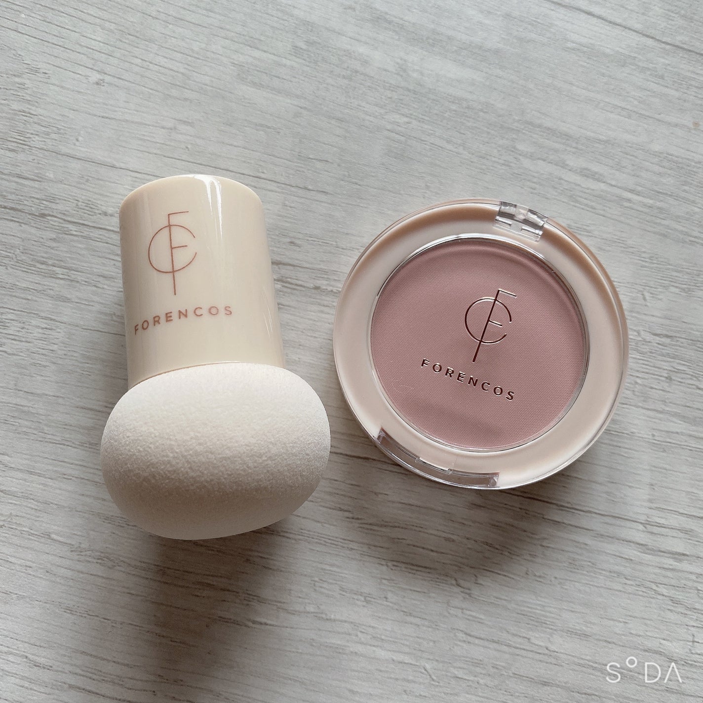 ベアブラッシャー パフ付き/フォレンコス/パウダーチークを使ったクチコミ(1枚目)