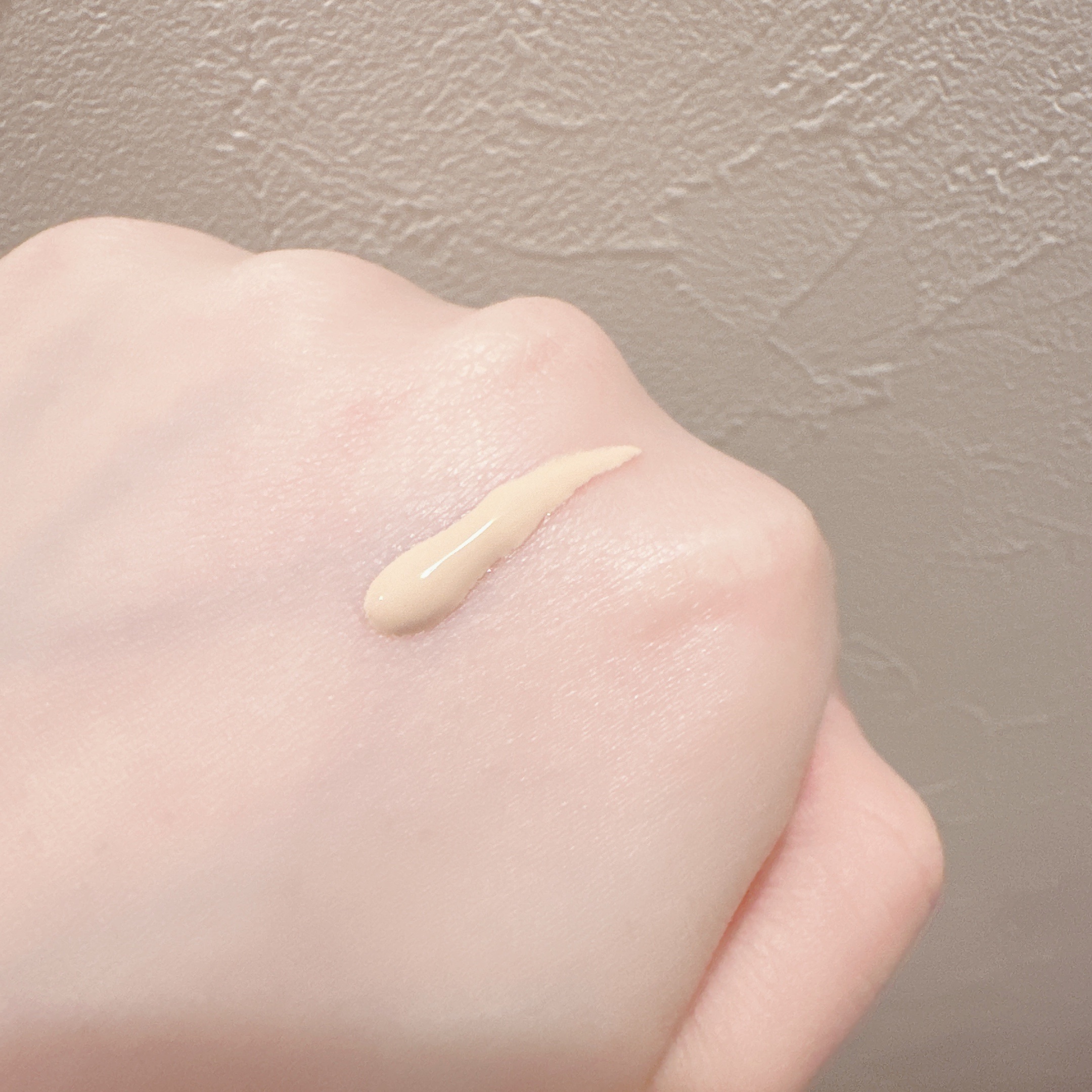 プリマヴィスタ スキンプロテクトベース 皮脂くずれ防止 UV50 スヌーピー限定デザイン（ベージュ）/プリマヴィスタ/化粧下地を使ったクチコミ（2枚目）