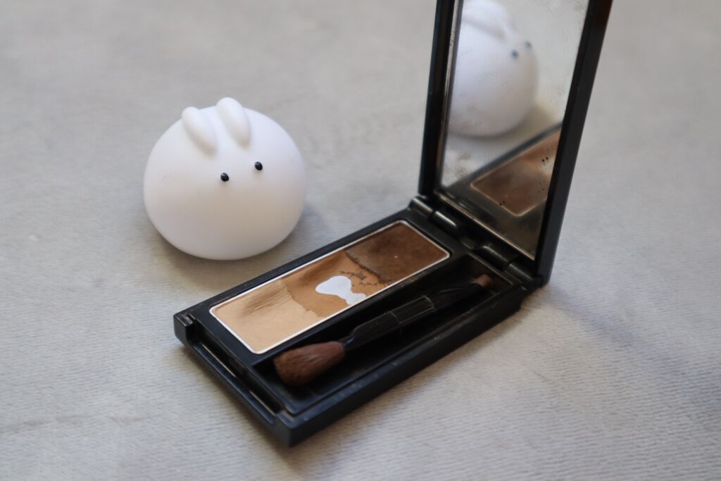 ケイト デザイニングアイブロウ3D/KATE/パウダーアイブロウを使ったクチコミ（2枚目）