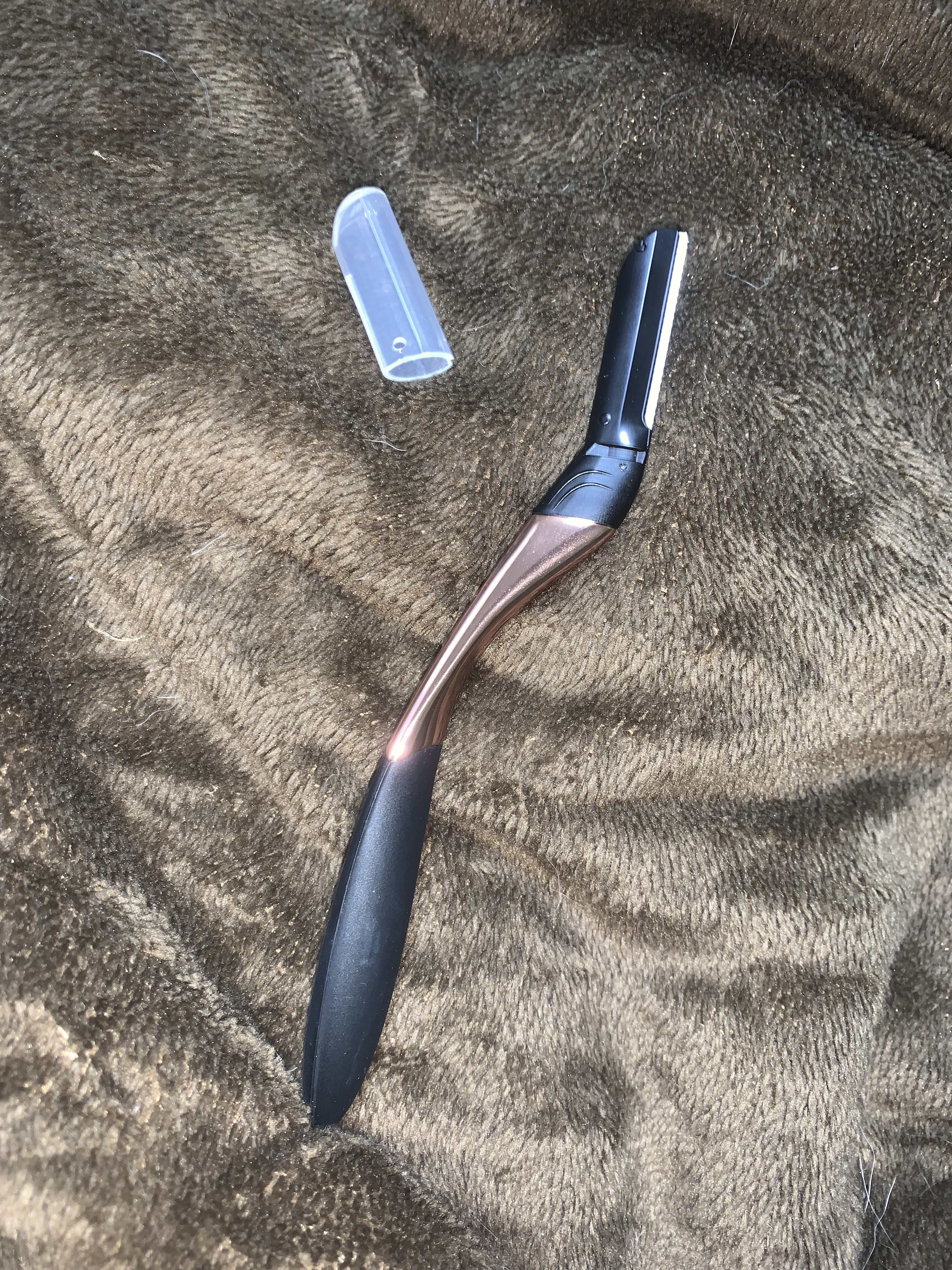 サロンプラス トーンアップ フェイススムーサー ホルダー（刃付き）/サロンプラス/シェーバーを使ったクチコミ（1枚目）