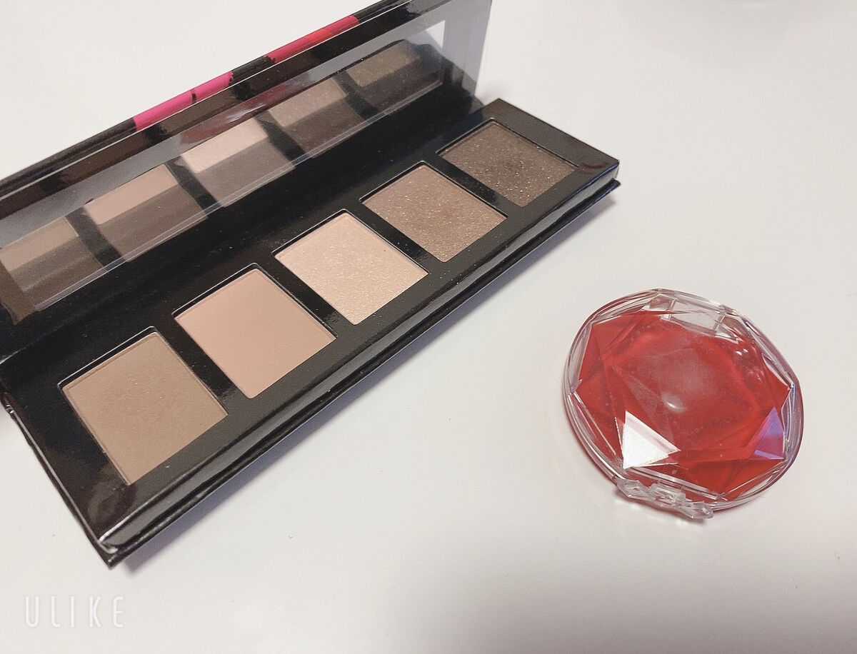 ヌードインザボックス/リンメル ロンドン/アイシャドウパレットを使ったクチコミ（1枚目）