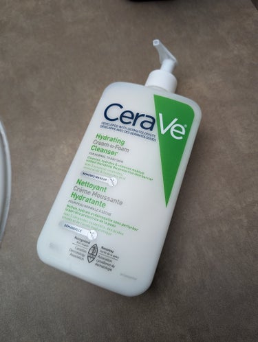CeraVe Hydrating cream-to-foam cleanser /CeraVe/クレンジングクリームを使ったクチコミ（1枚目）