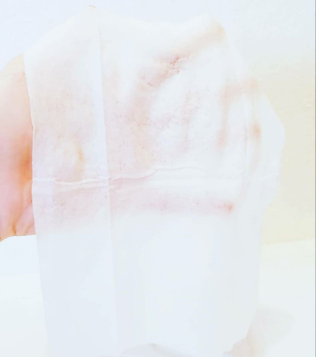 メイクの上からリフレッシュシート/ビオレ/フェイスシートを使ったクチコミ（2枚目）