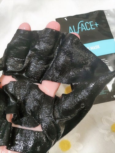 ALFACE+ クリアリングマスクのクチコミ「ALFACE+
オルフェス クリアリングマスク

竹炭を含んだブラックマスクで、毛穴汚れを吸着.....」（2枚目）