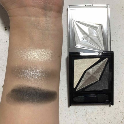 フォルミングエッジアイズ/KATE/アイシャドウパレットを使ったクチコミ(3枚目)