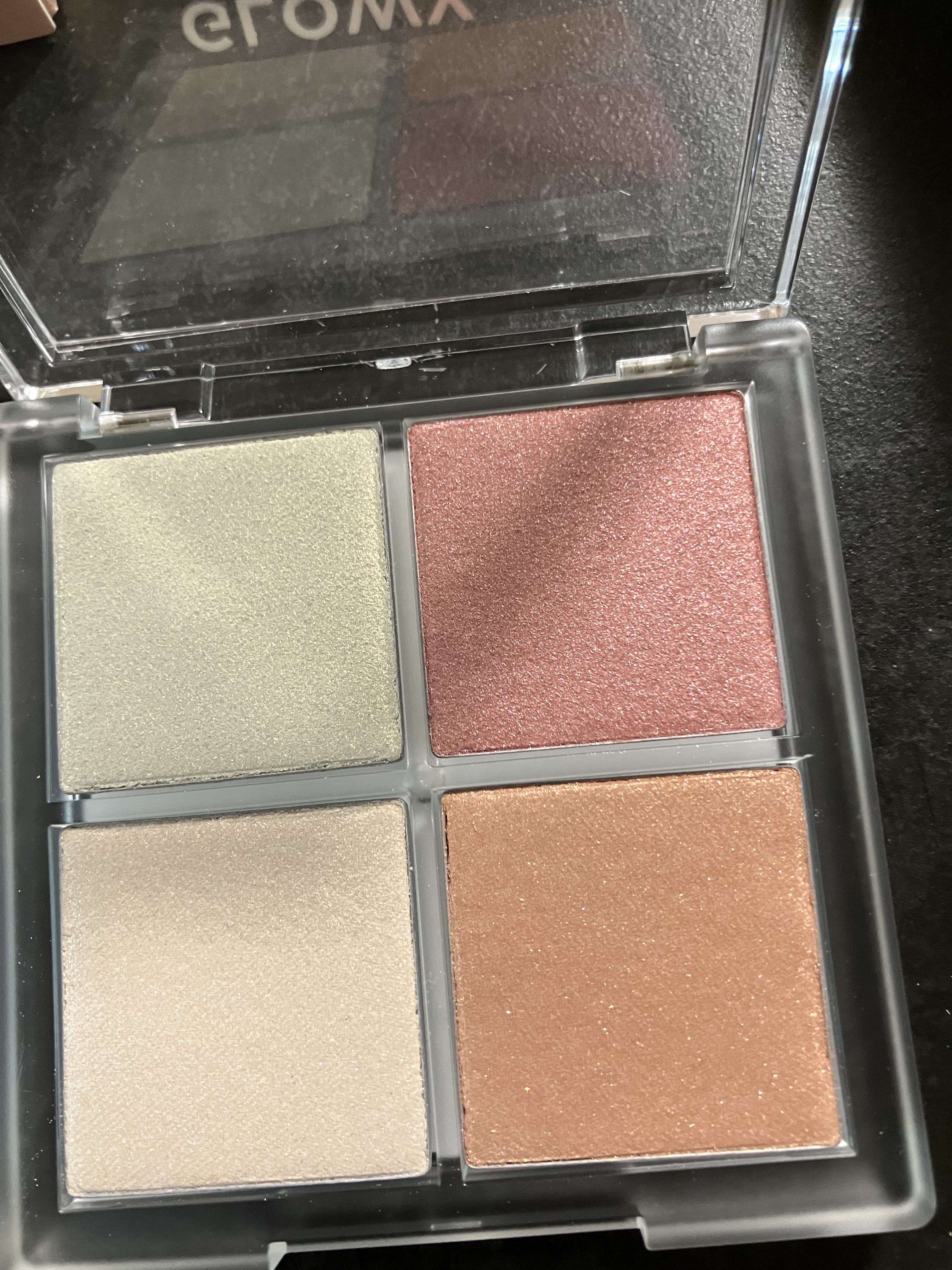 グローイハイライター/ネイチャーリパブリック/パウダーハイライトを使ったクチコミ（2枚目）