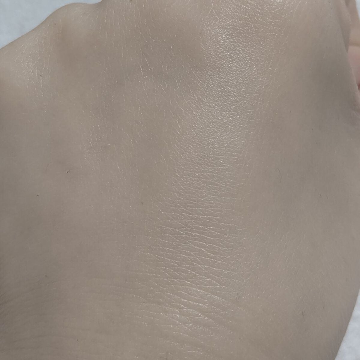 シークレットヴェール ハイドレーティング ラディアントプライマー/DOLCE&GABBANA BEAUTY/化粧下地を使ったクチコミ(6枚目)