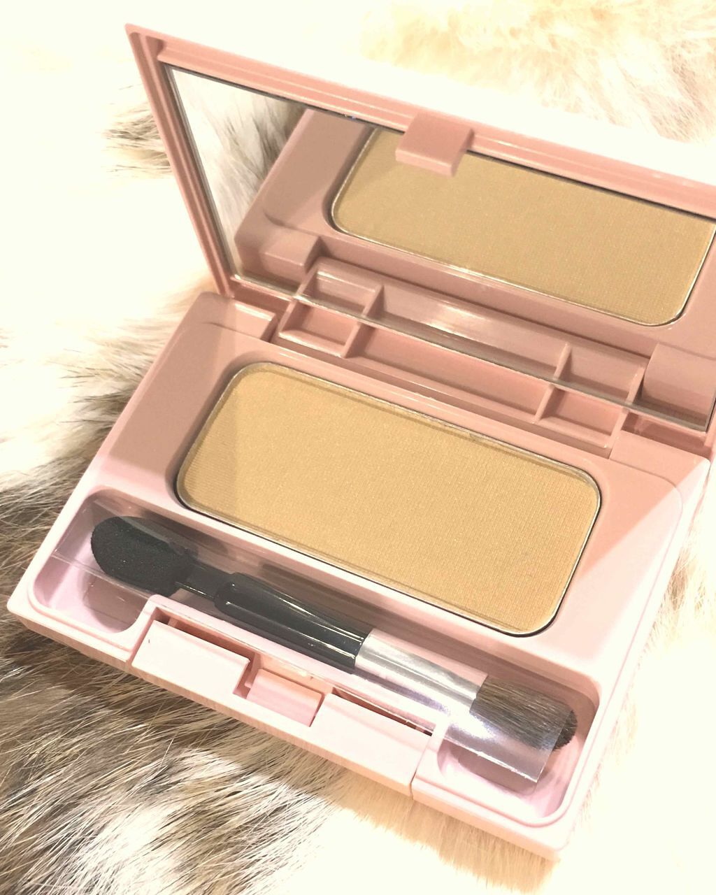 ハイライトパウダー/WHOMEE/パウダーハイライトを使ったクチコミ(2枚目)