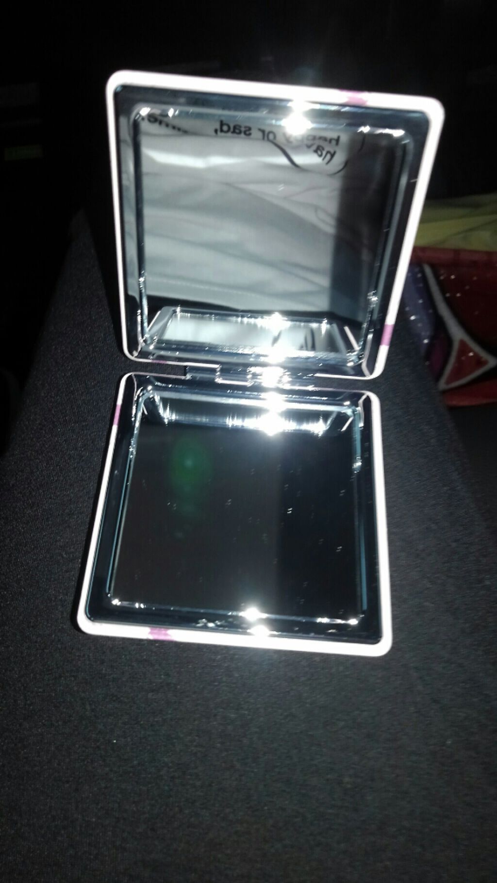 コンパクトミラー/DAISO/その他化粧小物を使ったクチコミ（3枚目）