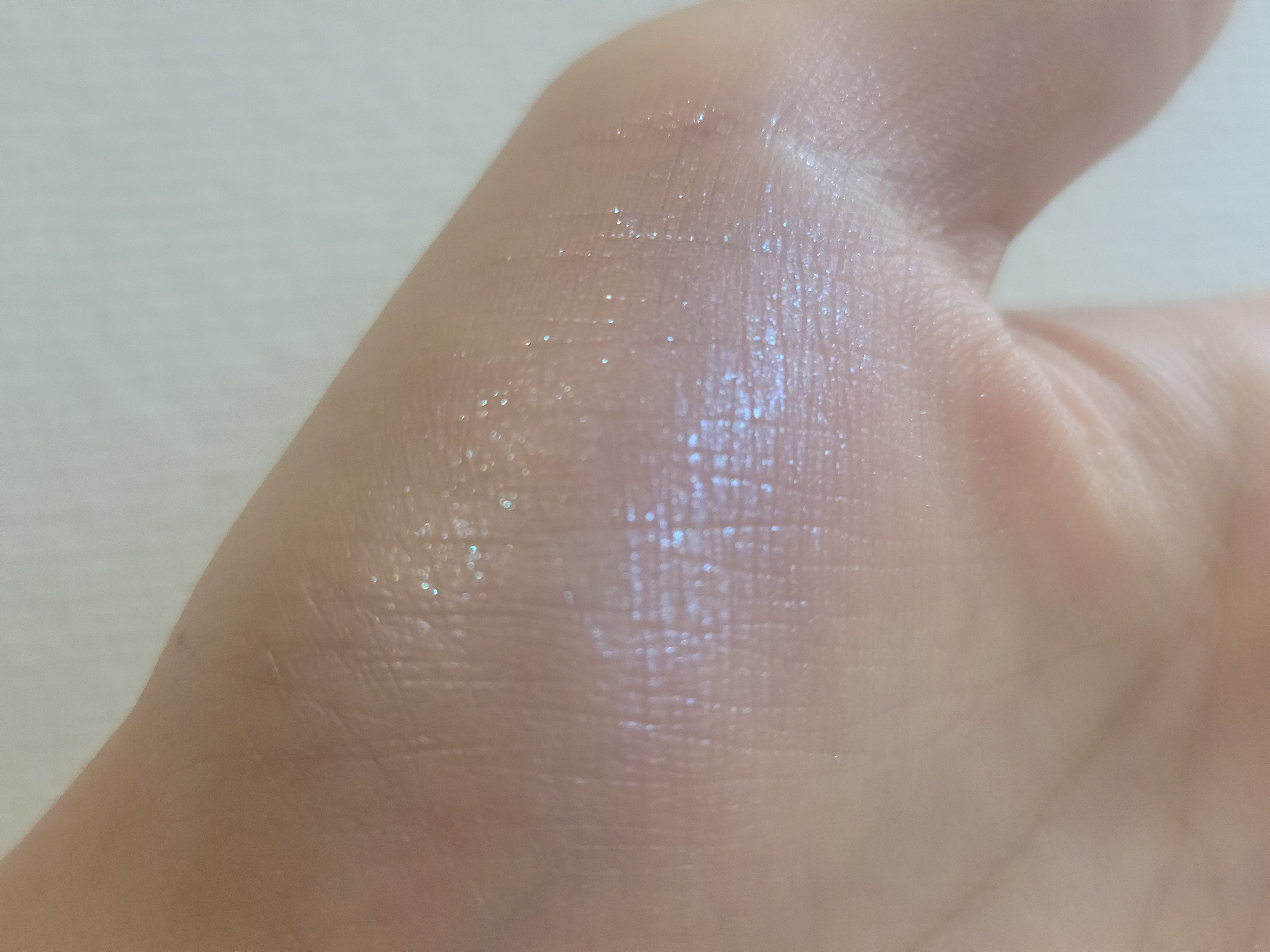 アディクション ザ アイシャドウ スパークル 005SP Moon River/ADDICTION/単色アイシャドウを使ったクチコミ（2枚目）