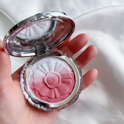 ジルスチュアート パステルペタル ブラッシュ/JILL STUART/パウダーチークを使ったクチコミ(4枚目)