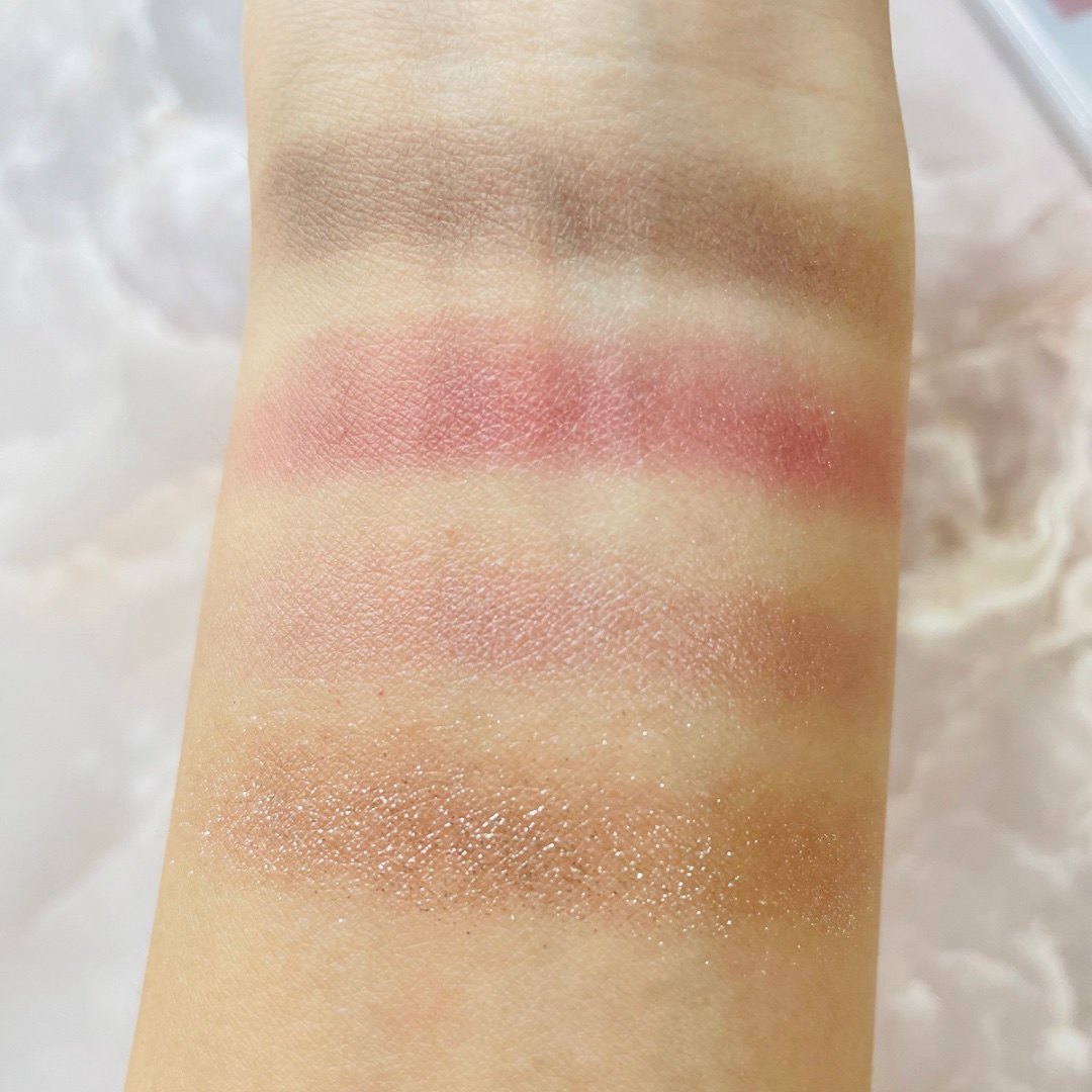 フェイスカラーパレット/チャコット・コスメティクス/アイシャドウパレットを使ったクチコミ（3枚目）